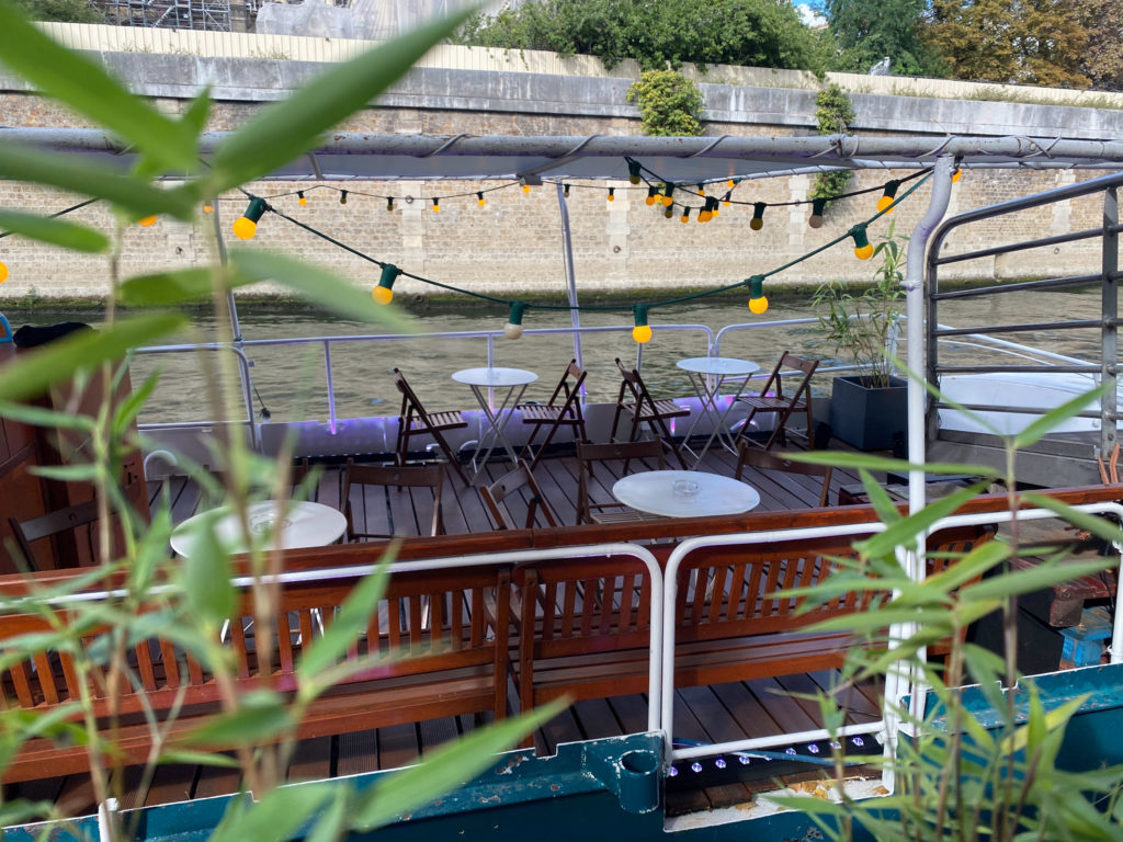 La terrasse du Bateau Daphné